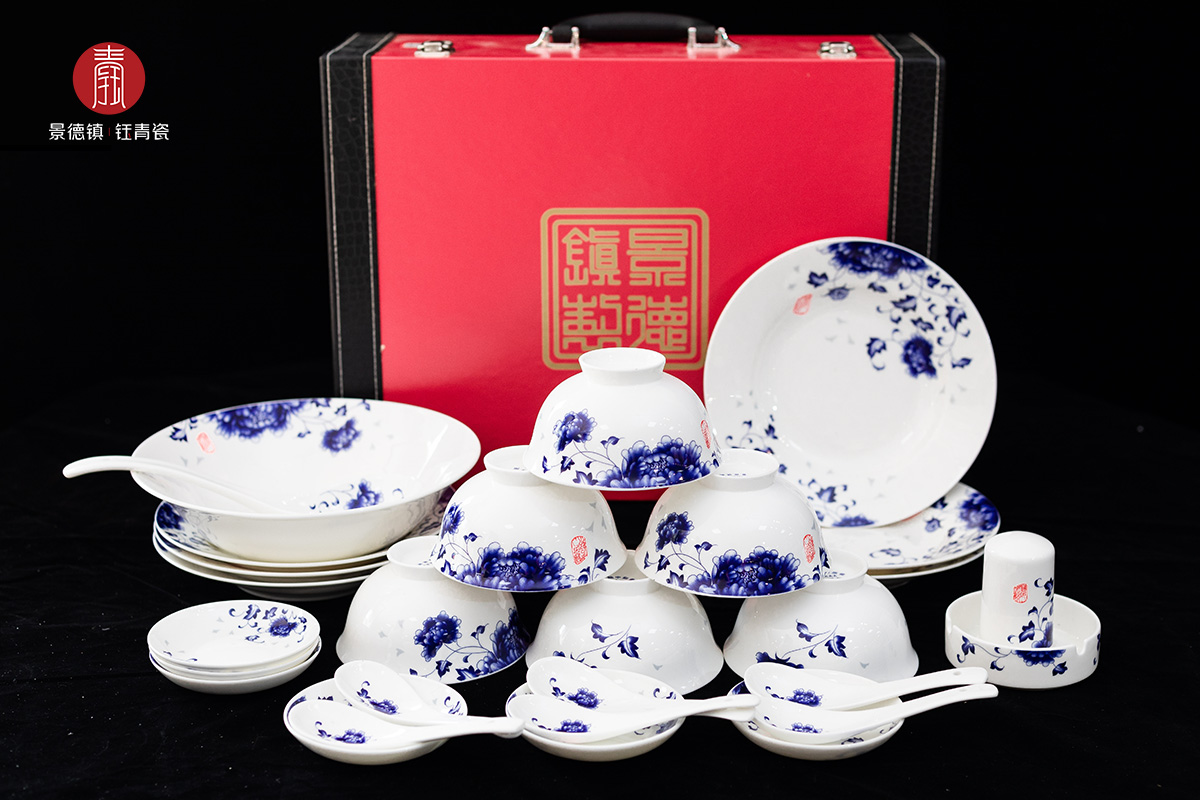 秀丽青色 [Tags:]