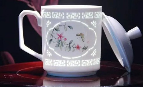 买了个假景德镇瓷？三招教你辨真伪，最后一个太绝了！