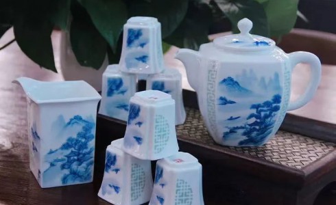 景德钰青 I 拒绝千篇一律！6款小众陶瓷礼单，高级感拉满！