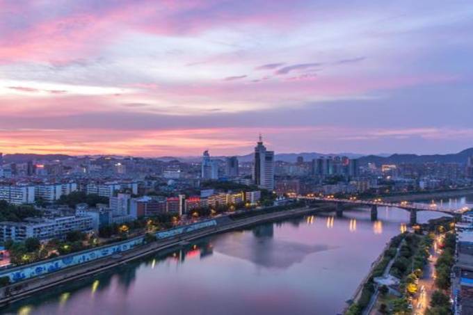 对话世界的城市千年瓷都 [Tags:]