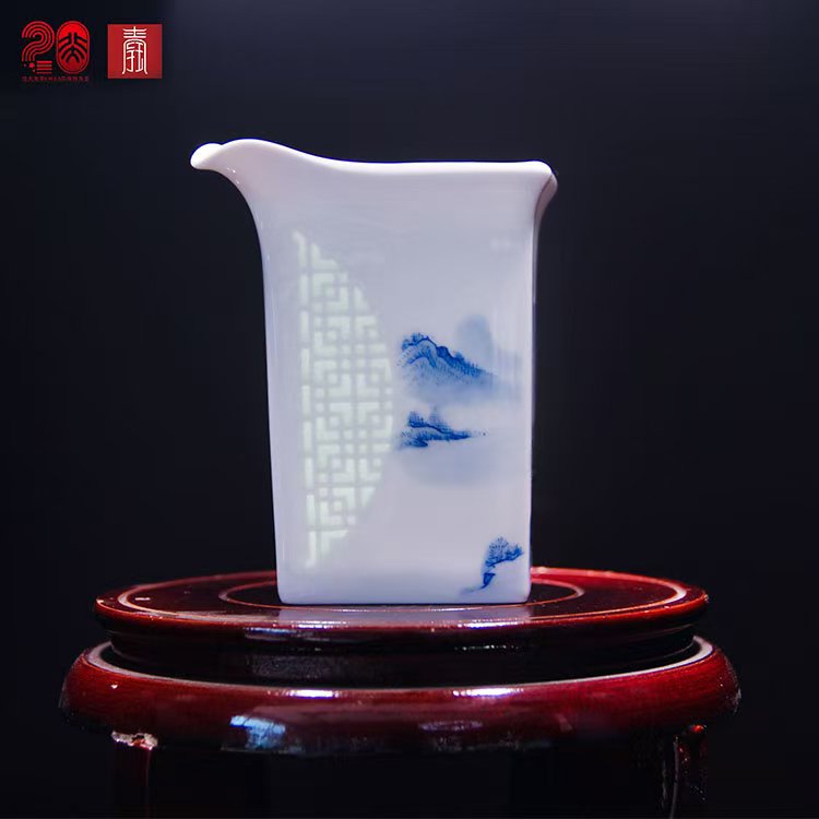 景德钰青定制 •【北大光华EMBA华南校友会20周年嘉宾礼 •青花玲珑山水茶器】