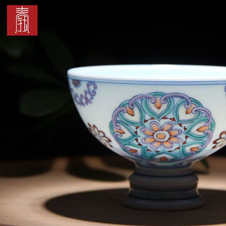 景德钰青·主人杯【宝相斗彩主人杯】