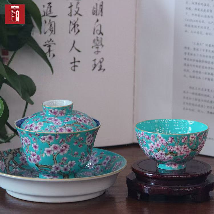 景德钰青 ·【松石绿粉彩满工梅花】