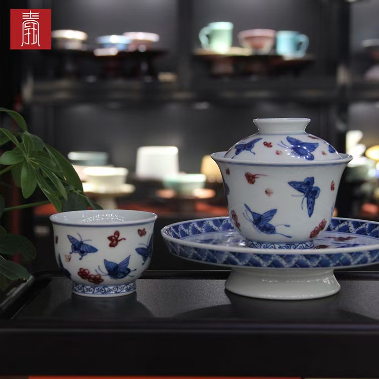 景德钰青•高品【青花釉里红蝶恋花】