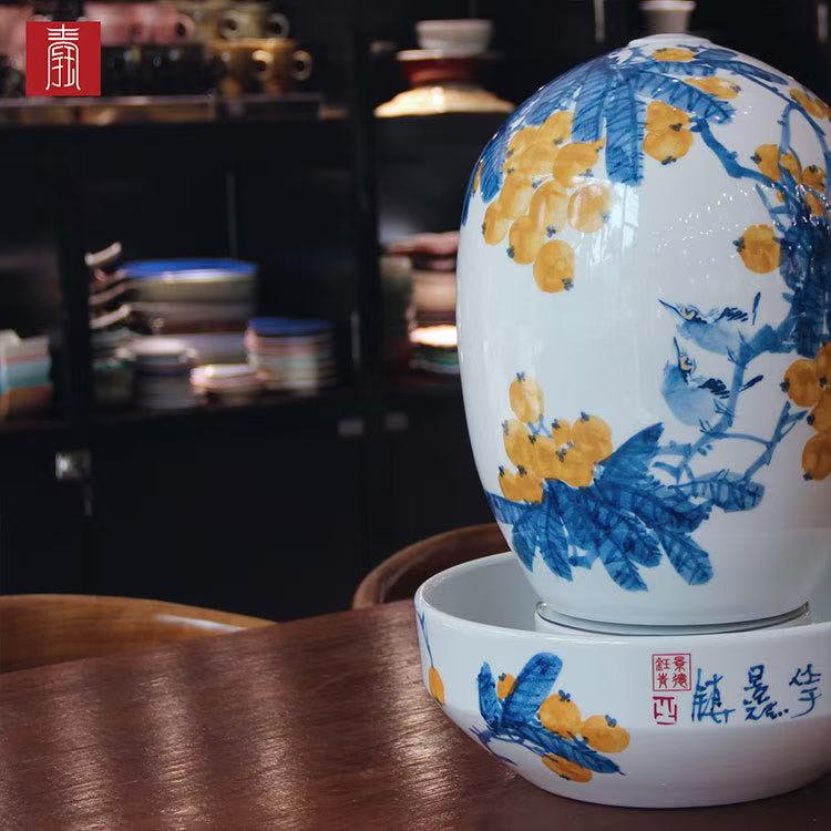 景德钰青·财源滚滚流水瓶【黄金满树】