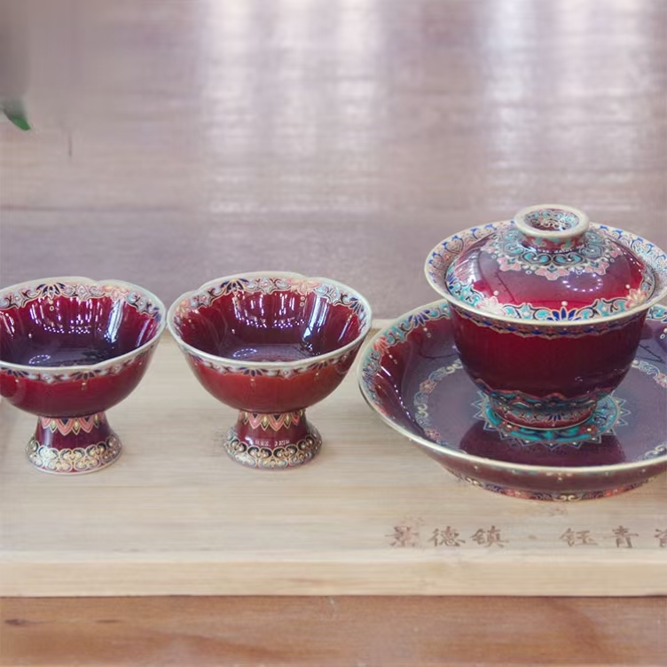 景德钰青 | 景德镇瓷器：让皇帝带货、老外疯抢的东方魔法！