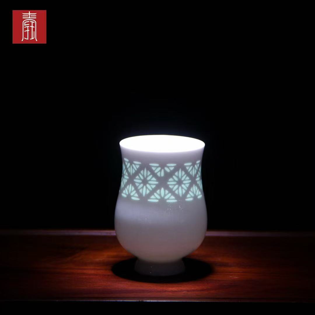 景德钰青·私人定制【白玉玲珑钰字杯】